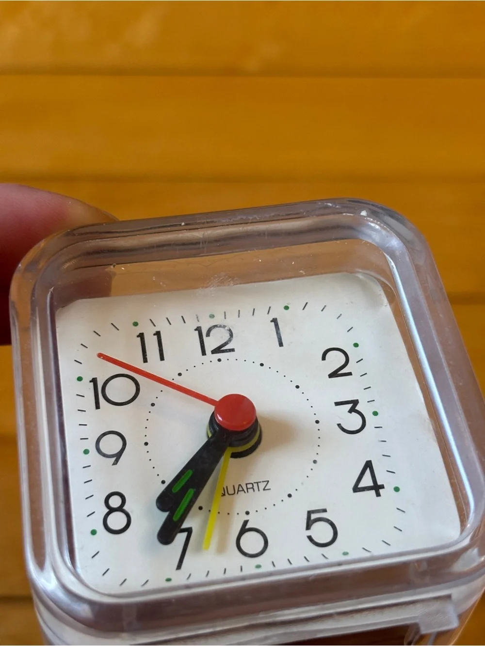 GUC Vintage Mini Quartz Minimalist Transparent Clear Acrylic Travel Alarm Clock